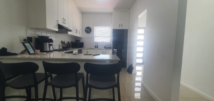 2 Bedroom Property for Sale in Wetton Western Cape